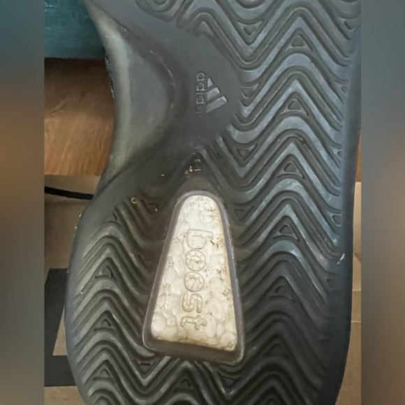 Adidas Yeezy Quantum Onyx - Picture 8 of 11
